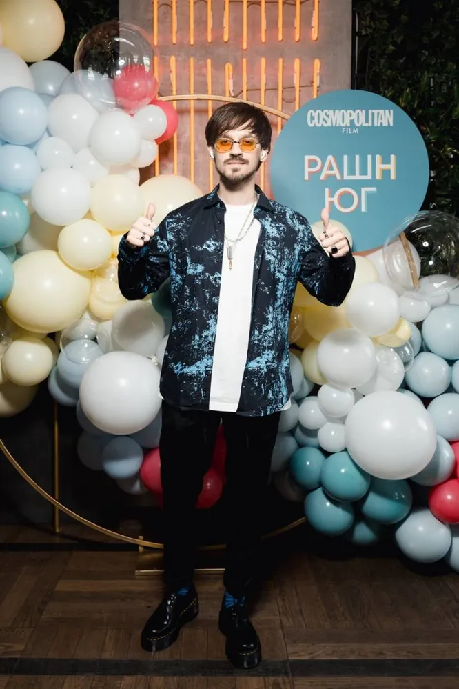 Певец Миша Марвин Певец Миша Марвин