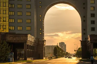 Казахстан предложил состоятельным россиянам ВНЖ на 10 лет за инвестиции