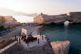 Роскошные отели мира: легенда Парижа, вид на Босфор, экзотика Омана и просторы Африки Роскошные отели мира: легенда Парижа, вид на Босфор, экзотика Омана и просторы Африки