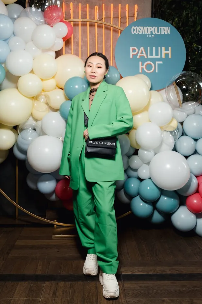 Актриса Ян Гэ Актриса Ян Гэ